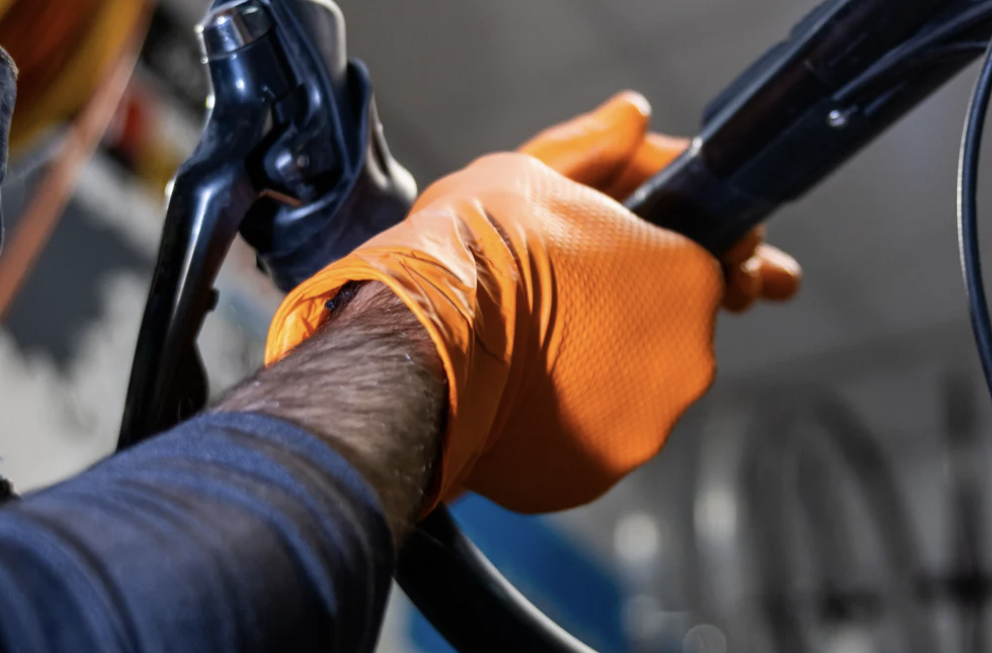 Captura de pantalla 2025-11-26 a las 23.12.40